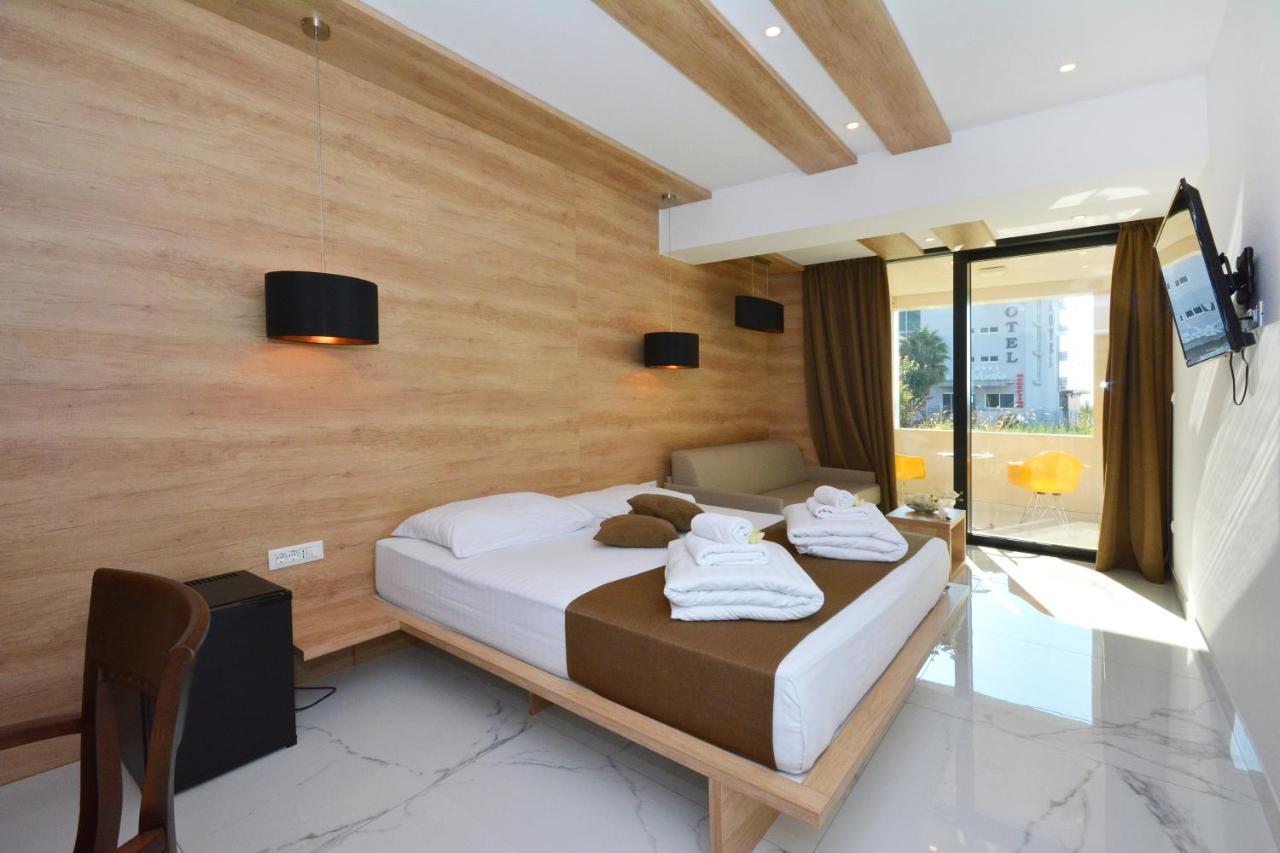 Hotel Jona Podstrana Bagian luar foto